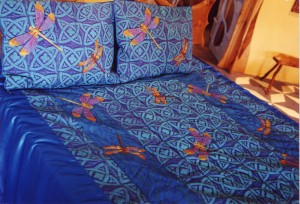 Blue dragonfly bed